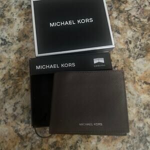 Michael kors mens wallet